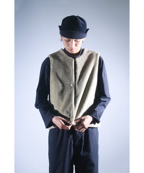 1.Fur vest crew neck / Organic cotton / Purplish gray