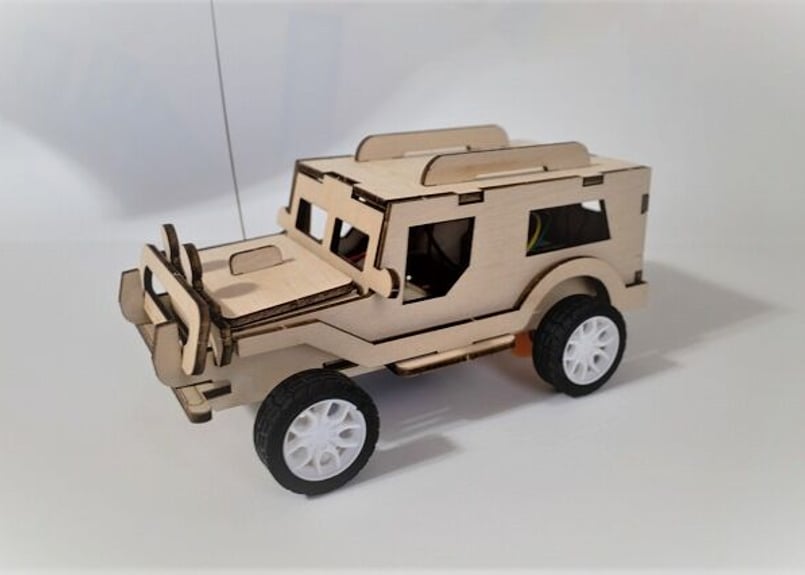 木で作るラジコンカー オフロードカー・パトカー | ZAT ONLINE STORE