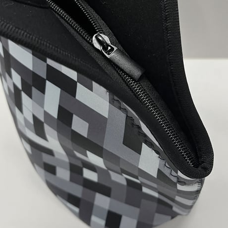 Joint Clothing Neoprene Bag / Mosaic