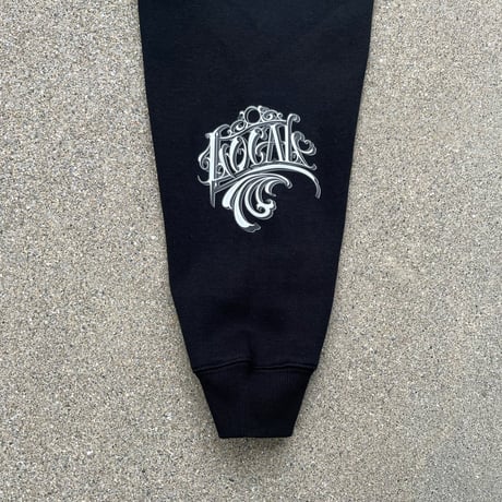 LOCAL CLOTHING  Crew Neck 1