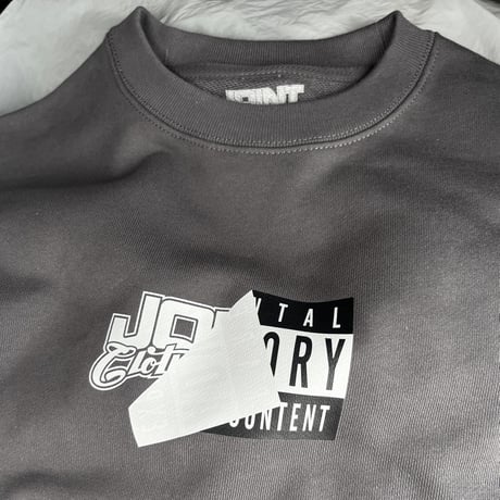 Joint Clothing Crewneck / Box