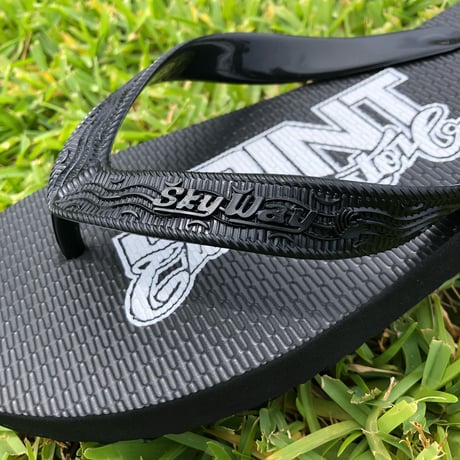 Joint Clothing Store Flip-Flops