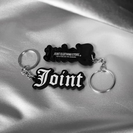 Joint Clothing Keychain / Old.E