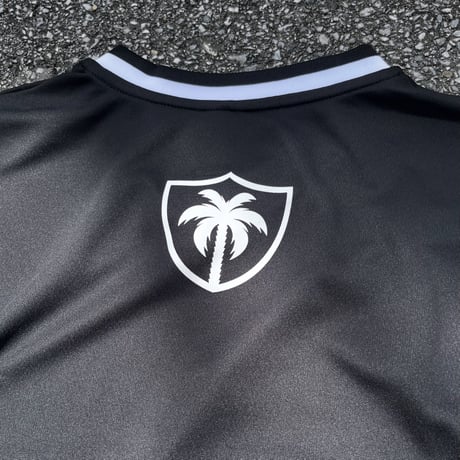 ISLANDERS Dry Athletic T-Shirt