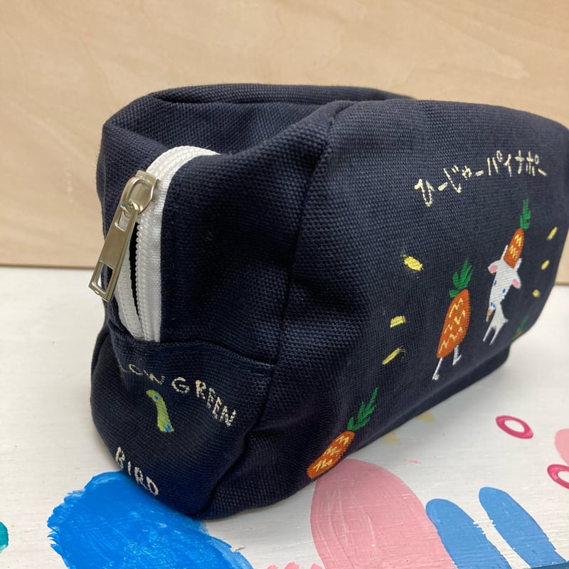 手描きネイビーポーチ〜 ひーじゃーパイナポー〜 | きみどりのとりスタジオ