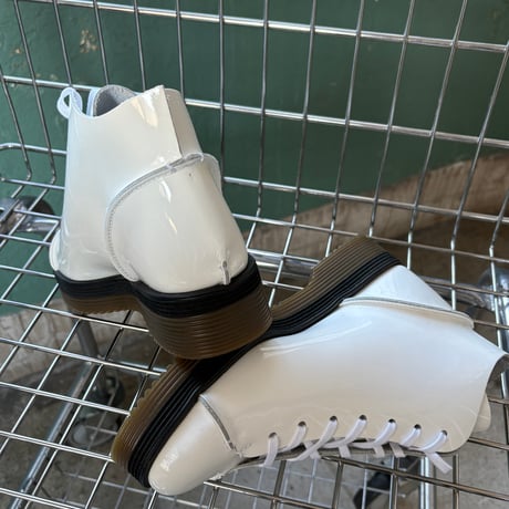 20-TM2-2204 / 7HOLE BOOTS / EN520WHITE