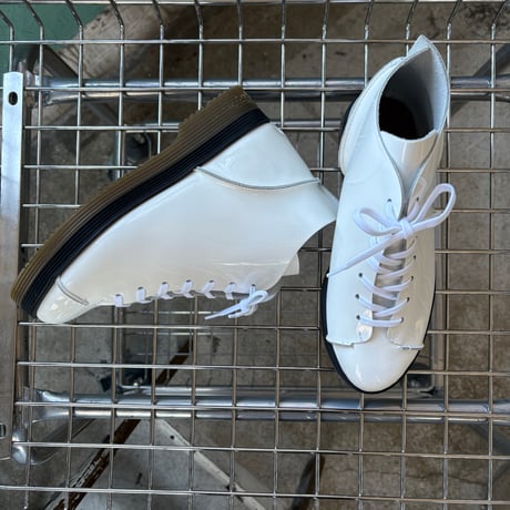 19-TM2-2204 / 7HOLE BOOTS / EN520WHITE