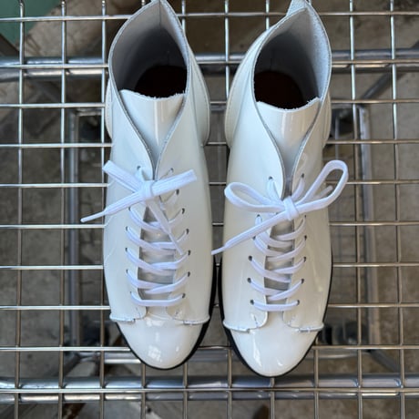 19-TM2-2204 / 7HOLE BOOTS / EN520WHITE