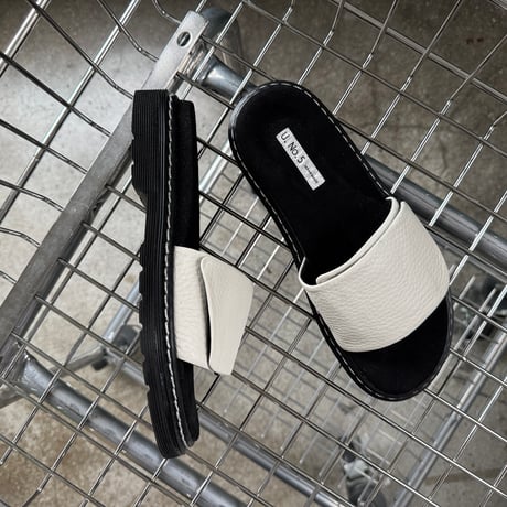S-32 S-00 / SANDAL UNIT00  / OFF WHITE