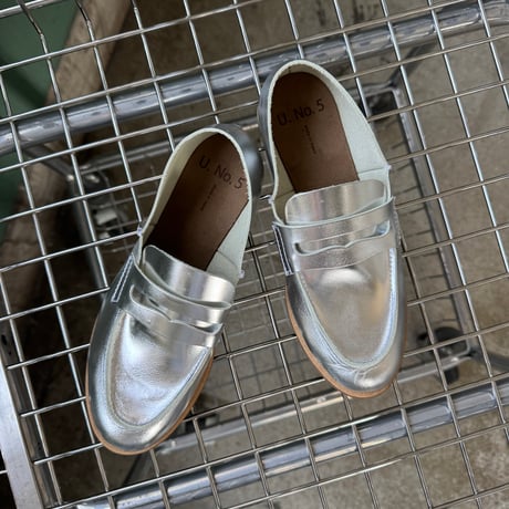 2663-TM2-32β  / TM LOAFER / 511 SILVER