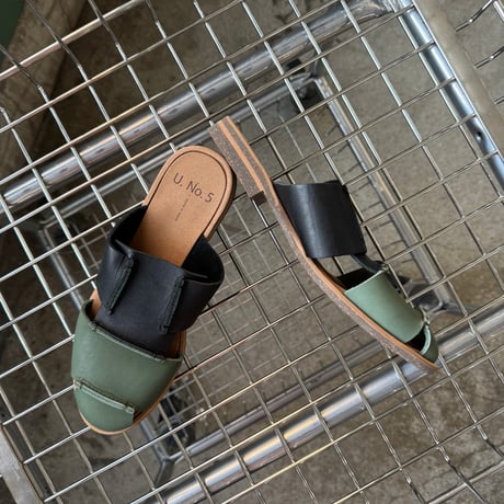 2644-TM2-2201 / BUGS MULE / 524KHAKI x 5BLACK