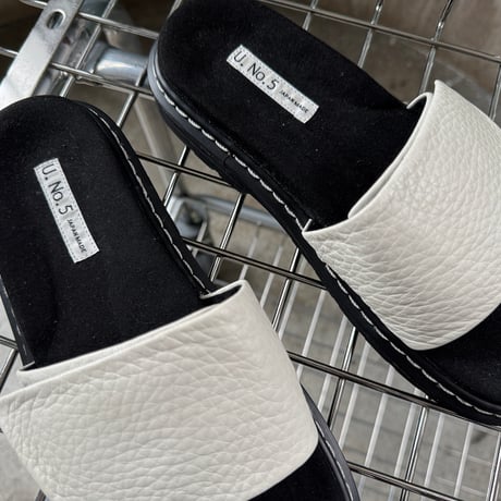 S-33 S-00 / SANDAL UNIT00  / OFF WHITE