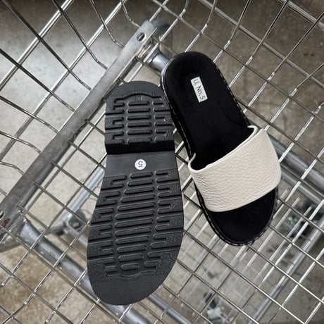 S-29 S-00 / SANDAL UNIT00  / OFF WHITE