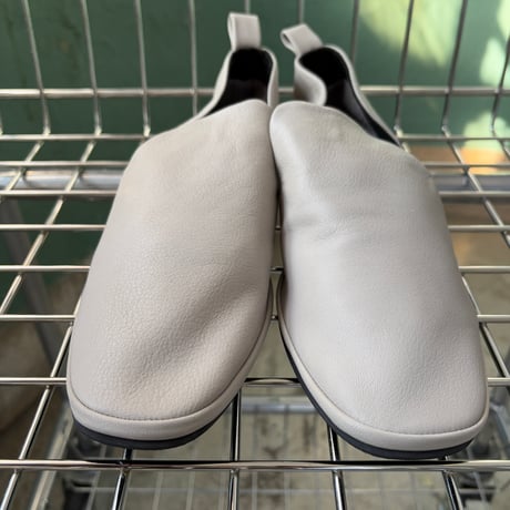116-2-24 / SQUARE PLAT / GRAY