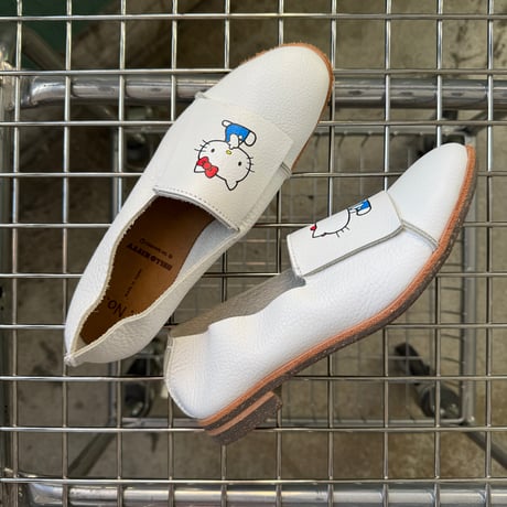 2617-4-47 / HATAHATA / 220WHT x KITTY