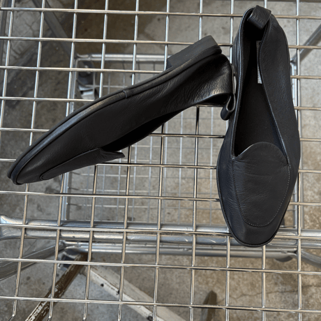 47-1-25 / DIAMOND SLIPON / BLACK