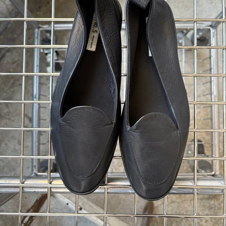 47-1-25 / DIAMOND SLIPON / BLACK