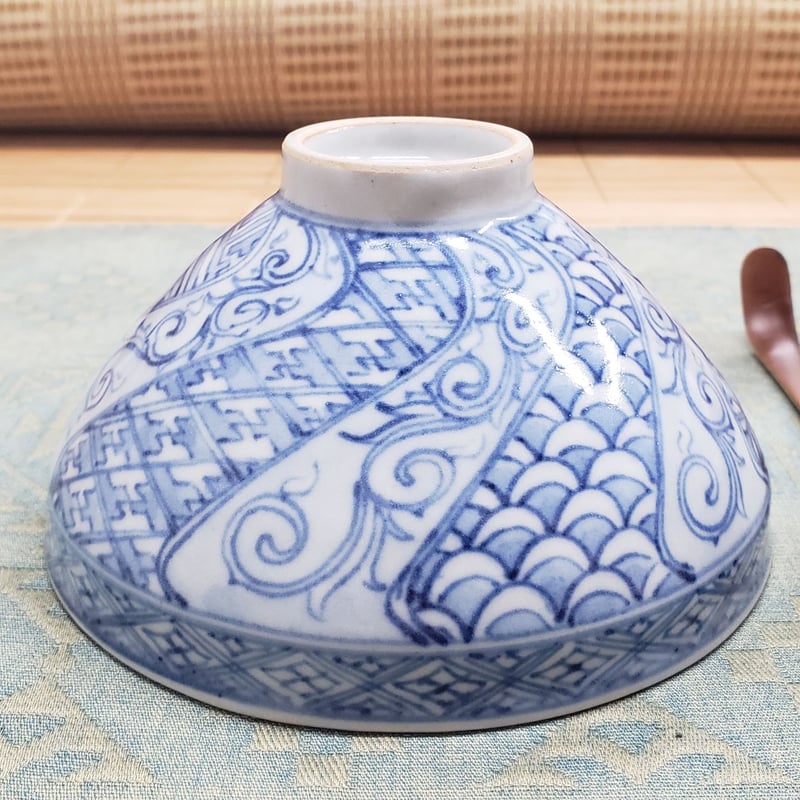 作家　青山禮三氏【れいぞう】　　手書き　染付深鉢 作家 青山禮三氏【れいぞう】 手書き 染付深鉢 - メルカリ