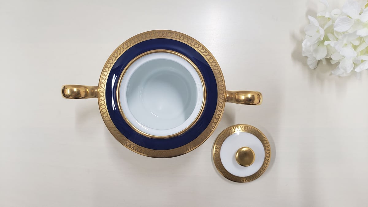 大倉陶園 瑠璃片葉金蝕 シュガーポット(大) | つちや陶器店 大倉陶園 瑠璃片葉金蝕 シュガーポット(大) | つちや陶器店