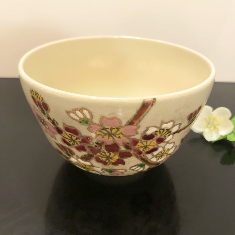 京焼 抹茶碗 金彩花桜 香菊 | つちや陶器店 京焼 抹茶碗 金彩花桜 香菊 | つちや陶器店