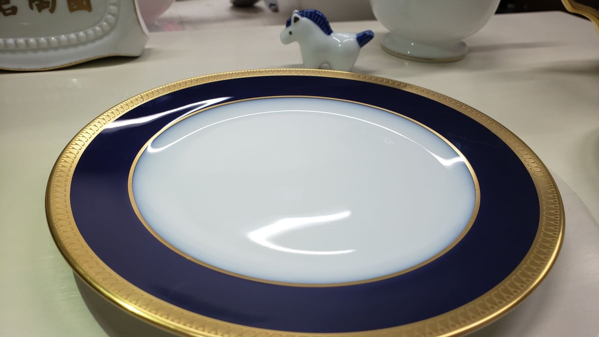 大倉陶園 瑠璃片葉金蝕 17cmパン皿 1枚 | つちや陶器店