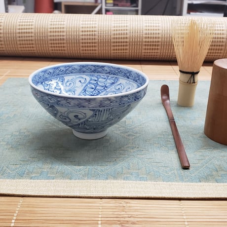 美濃焼　青山禮三氏作　染付抹茶碗　一品作