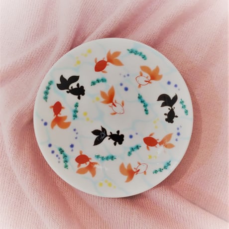 九谷焼  縁起絵変り 金魚 豆皿 KSO-328