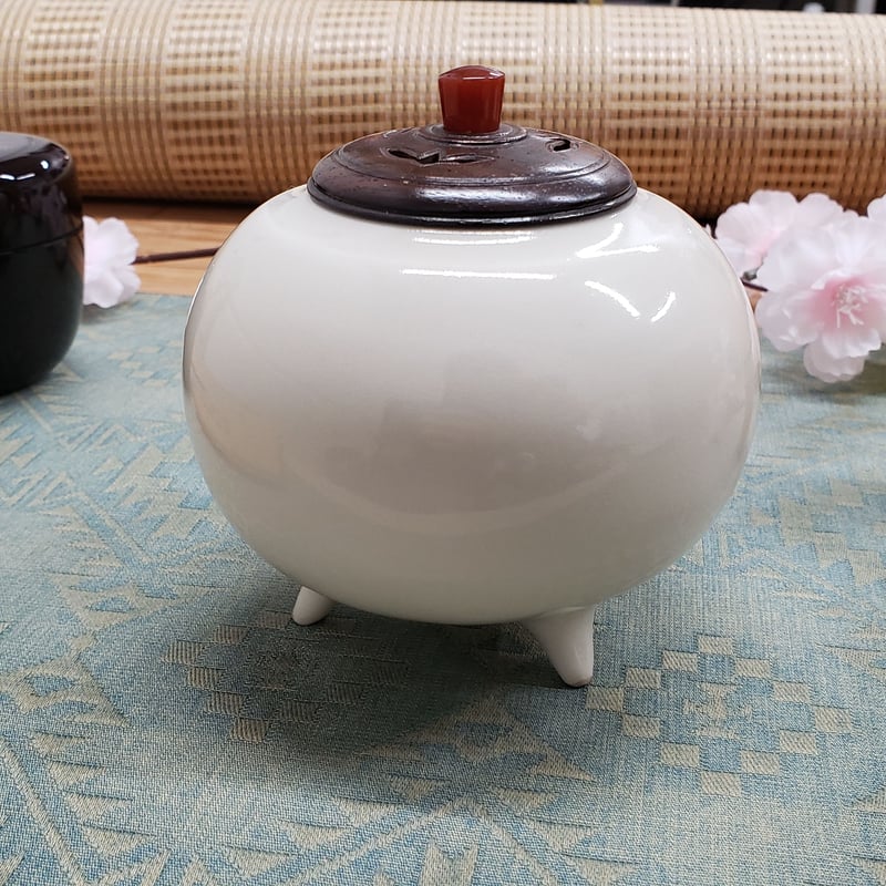 京焼 新開琢也氏作 菊ぼかし 香炉 一品作 | つちや陶器店