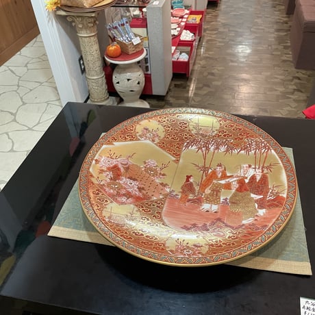 錦玉　赤絵金彩人物大皿　九谷焼　一品作　大皿13号