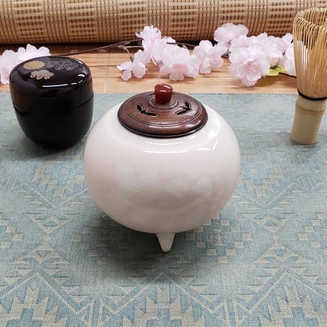 京焼　新開琢也氏作　菊ぼかし　香炉     一品作