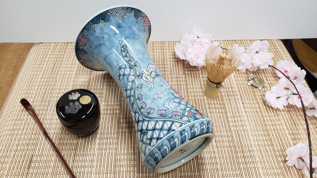 佐藤走波氏(六代)作 花瓶 有田焼 一品作 | つちや陶器店 佐藤走波氏(六代)作 花瓶 有田焼 一品作 | つちや陶器店