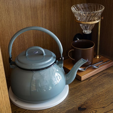 WATER KETTLE / MUNDER