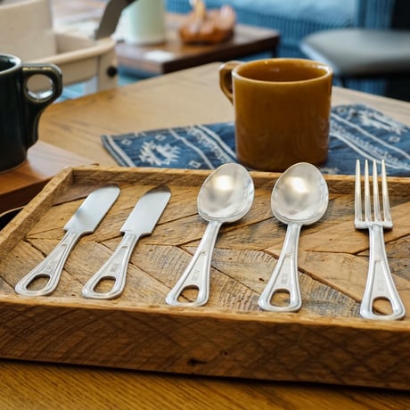 SCOUT CUTLERY / ACME furniture