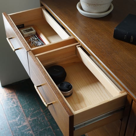BROOKS SIDE BOARD / ACME furniture