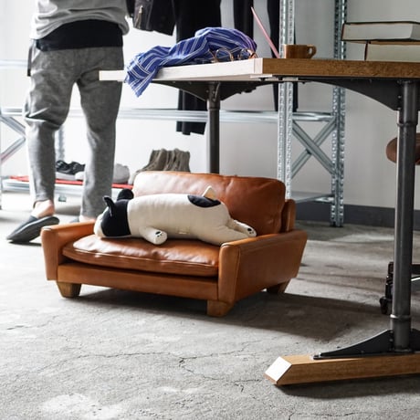 FRESNO FOR DOG-S / ACME Furniture