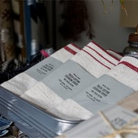 THICK COTTON CUSHION COVER / DETAIL