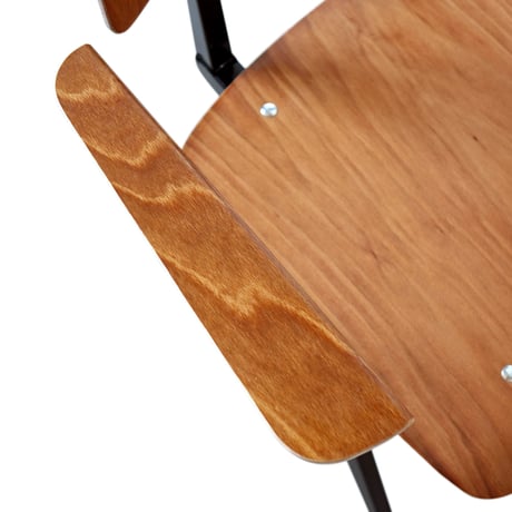 MODEL. S16 ARM CHAIR / GALVANITAS