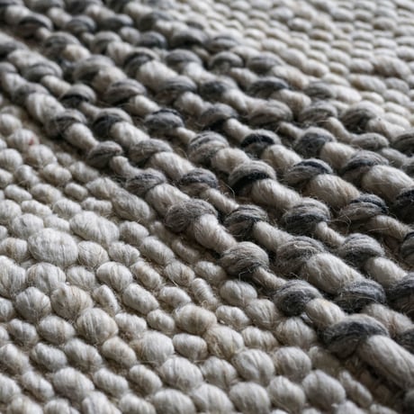 AIHARA RUG / La Forma