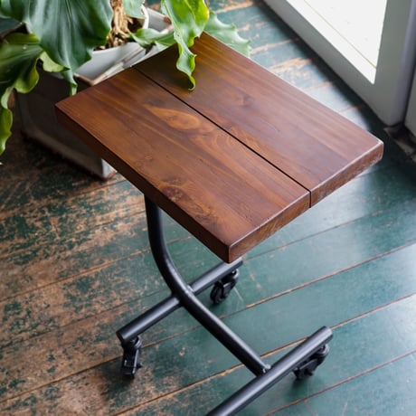 GRANDVIEW SIDE TABLE / ACME Furnituree