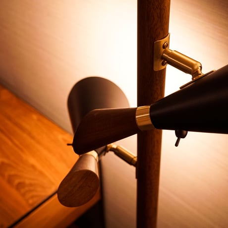 CARDIFF POLE LAMP / ACME Furniture
