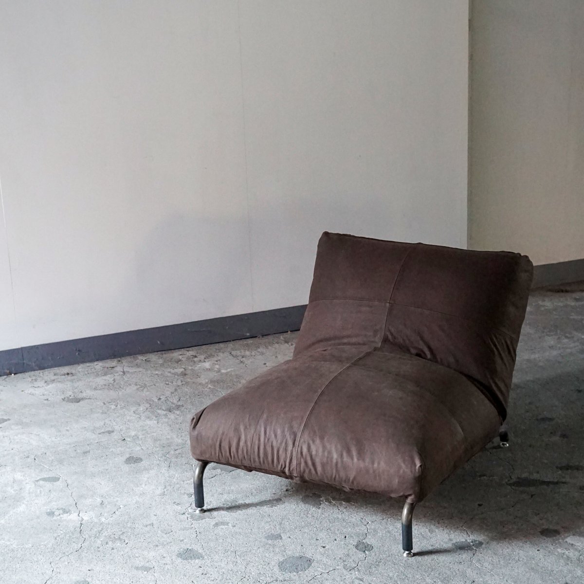 COW LEATHER RODEZ CHAIR - COVER / journal stan COW LEATHER RODEZ CHAIR - COVER / journal stan
