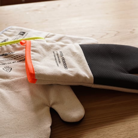 OVEN GLOVE  / ANA heim