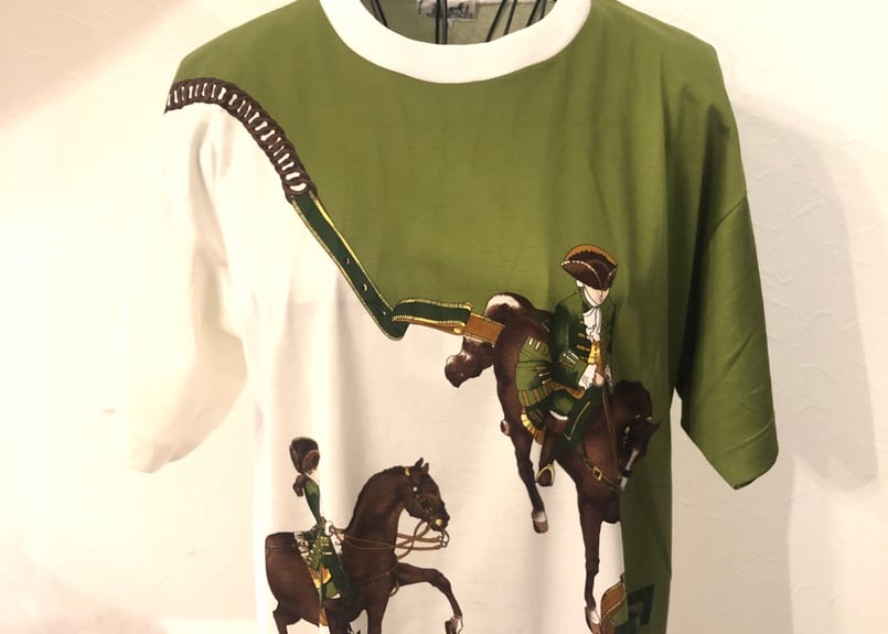 りりぃ HERMES 馬柄 半袖Tシャツ HERMES☆エルメス☆Tシャツ☆サイズM☆馬柄☆コットン100％☆タグ