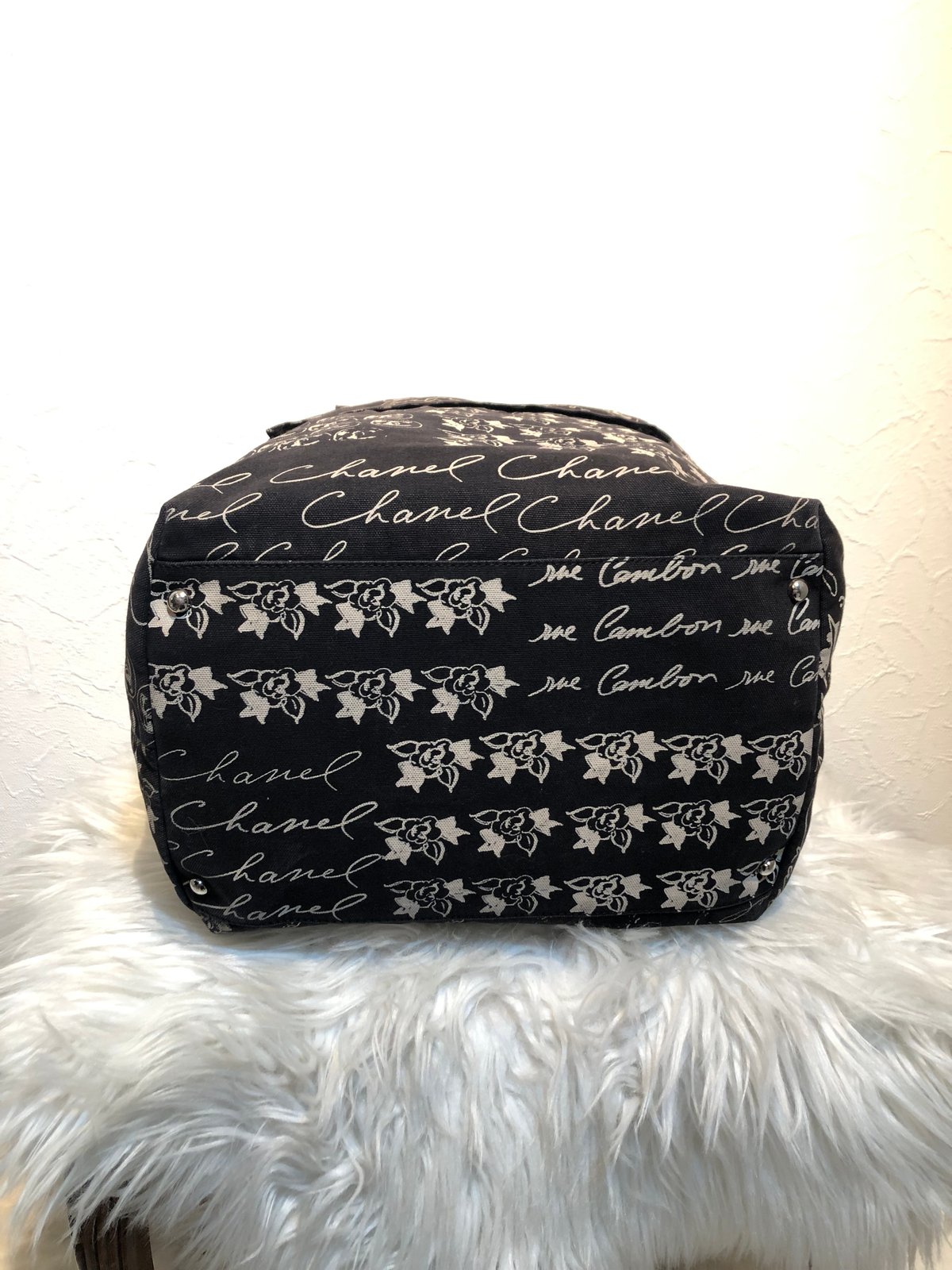 CHANEL☆シャネル☆クルーズライン カメリア 巾着バケツ型トート CHANEL☆シャネル☆クルーズライン カメリア 巾着バケツ型トート
