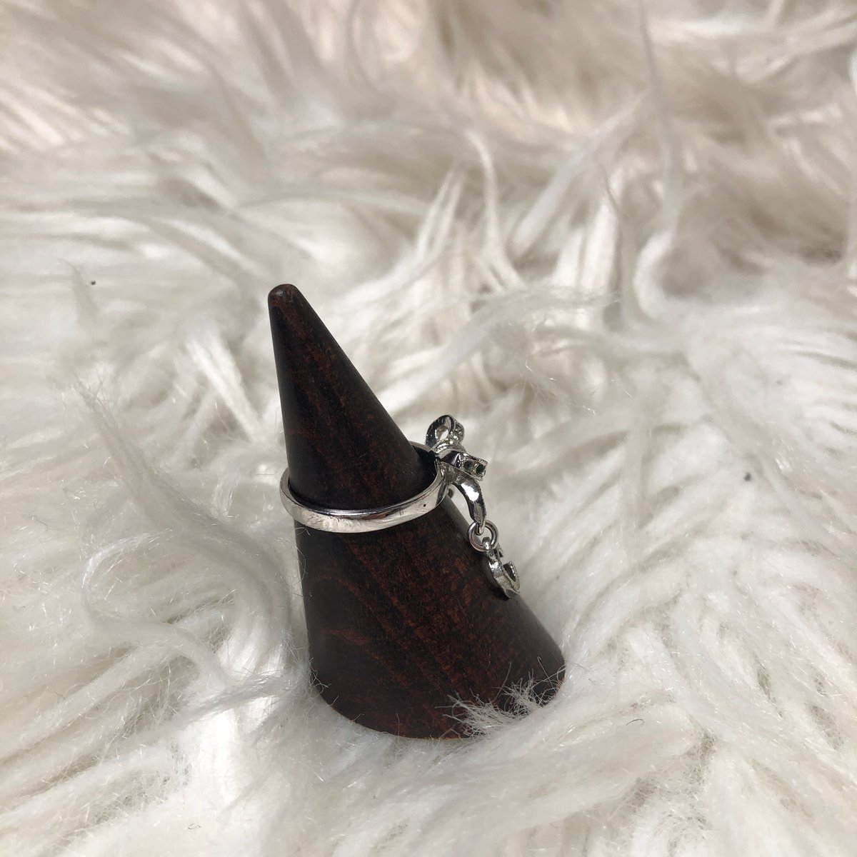 正規品レア〜クリスチャンディオールリングサイズ9号 ディオール Dior トロッターリング 9号 美品】 - メルカリ