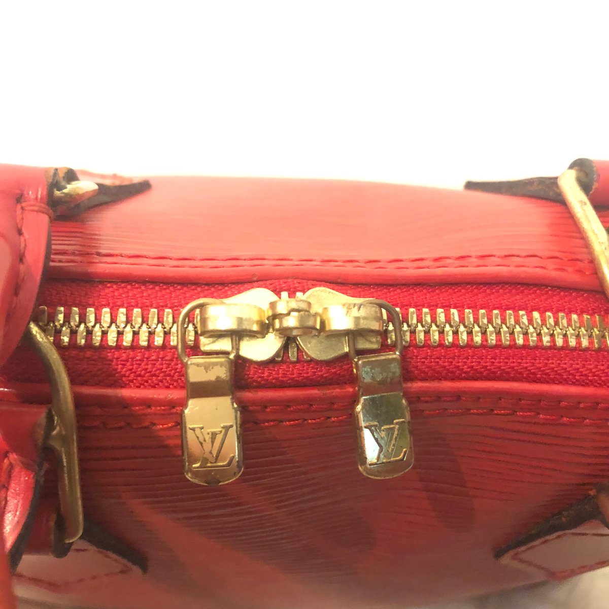 LOUISVUITTON☆エピ☆アルマ☆レッド☆ハンドバッグ☆ | used shop anq