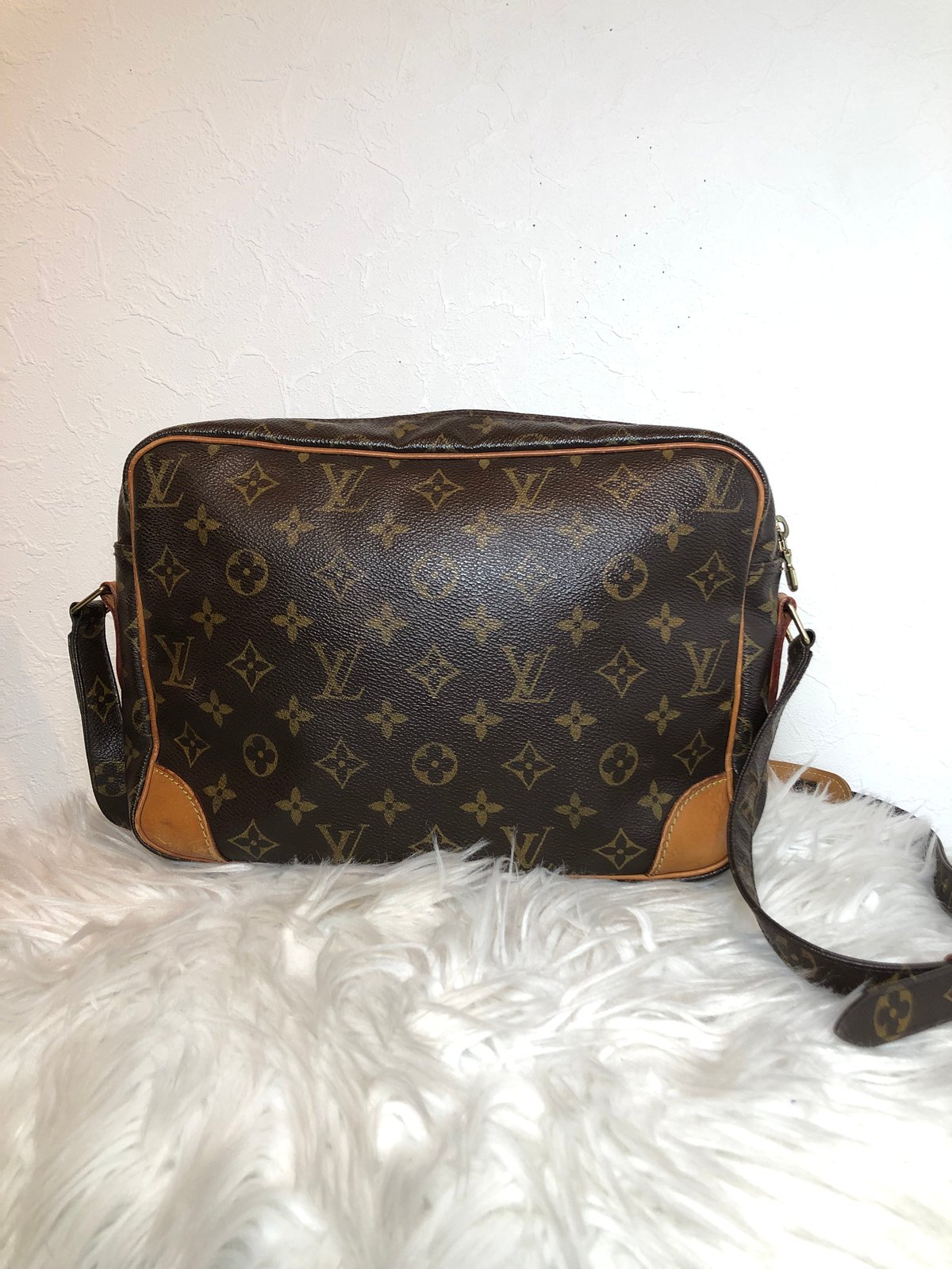 LOUIS VUITTON☆ルイヴィトン☆ナイル☆ショルダーバッグ LOUIS VUITTON☆ルイヴィトン☆ナイル☆ショルダーバッグ