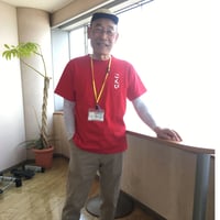 こえびTシャツ
