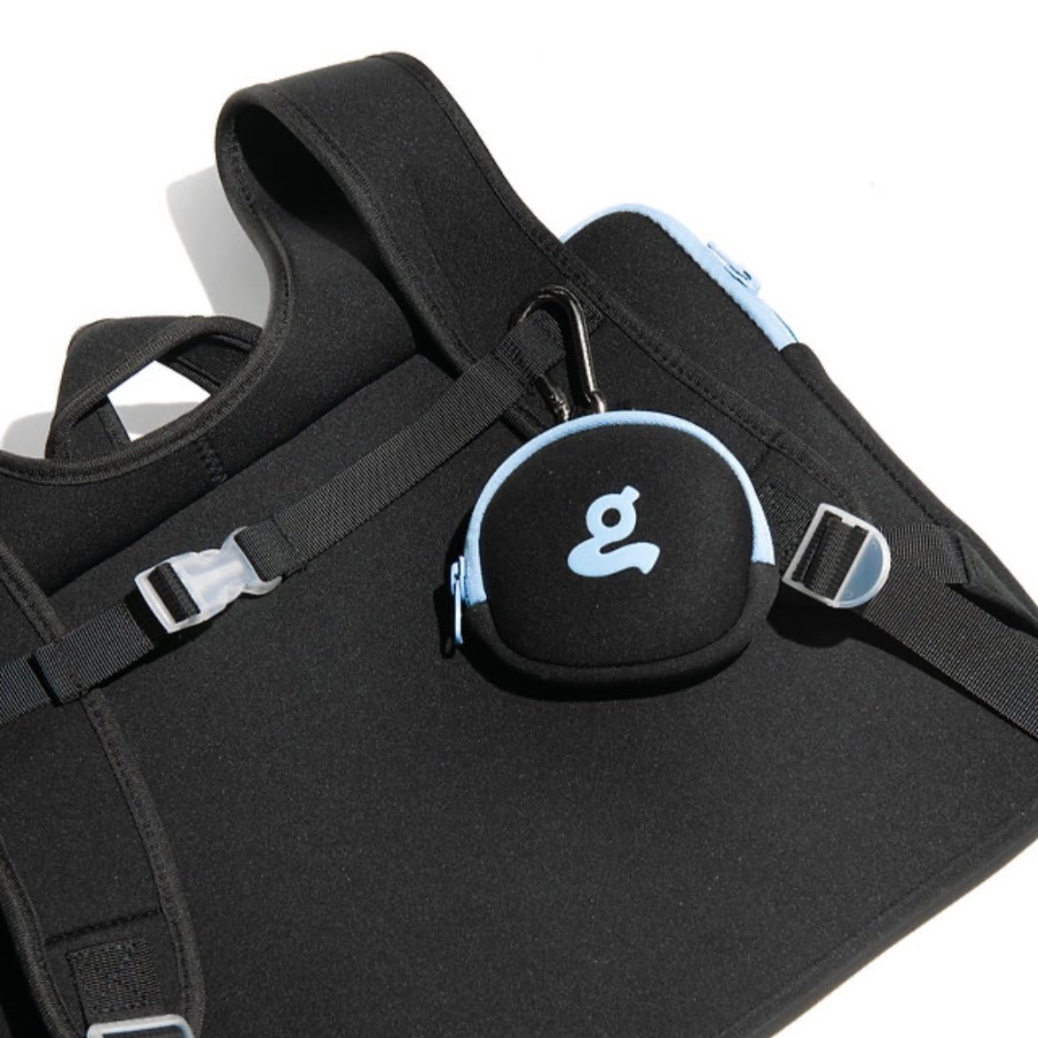 GRAPE / Laptop Bag (Black x Light Blue) | I/O PORT