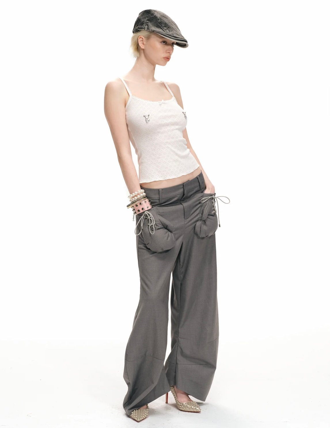 トップス NO DRESS white studded bowknot camisole Nφ DRESS / White Studded Bowknot Camisole | I/O